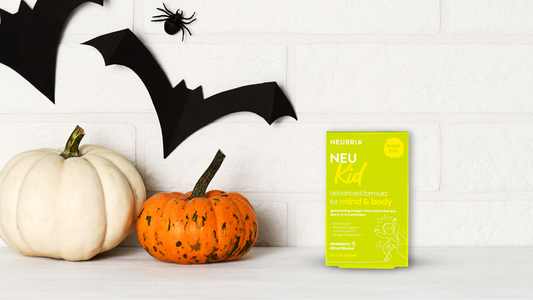 Halloween Treats: Sweets or Neu Kid? A Delicious Dilemma! 🍭🎃